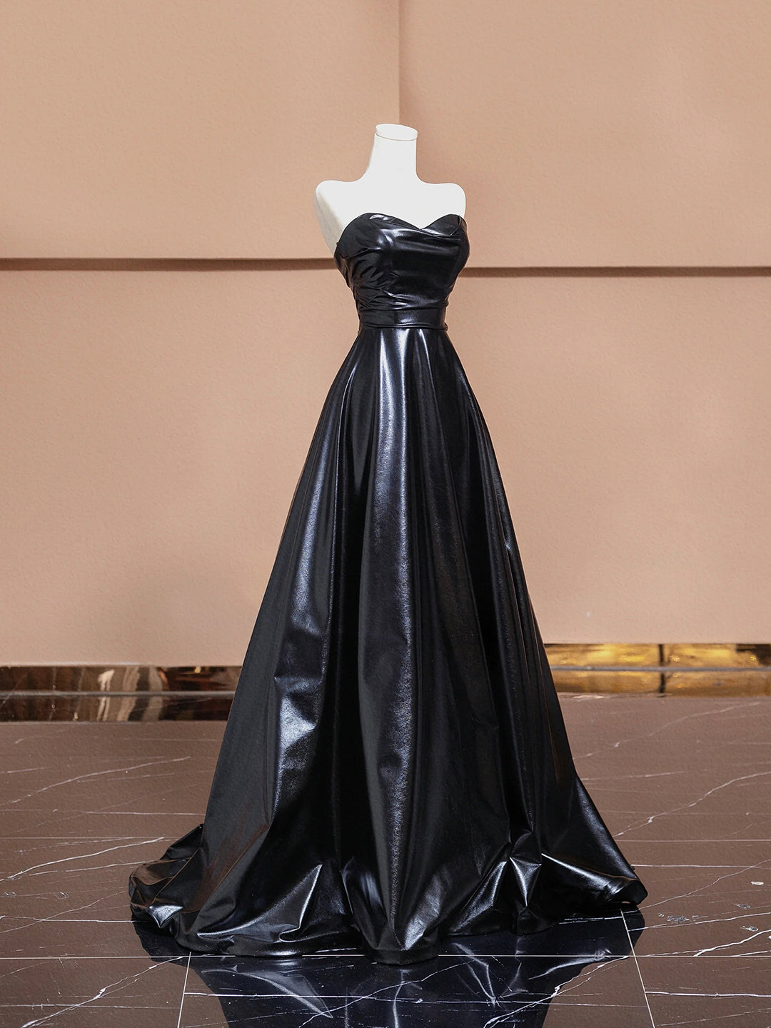 Black Leather Long Prom Dress, A-Line Strapless Evening Party Dress US 14 / Black Black Leather Long Prom Dress, A-Line Strapless Evening Party Dress US 14 / Black