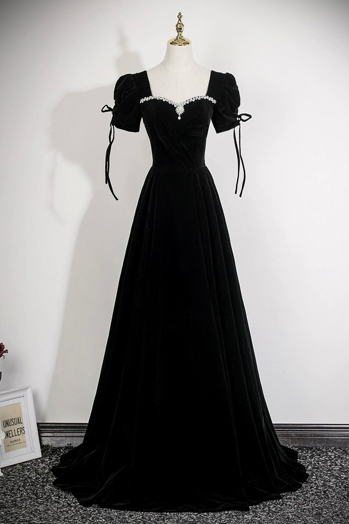 Black Velvet Square Neck Evening Gown, Elegant Formal Dress with Crystal US 2 / Black