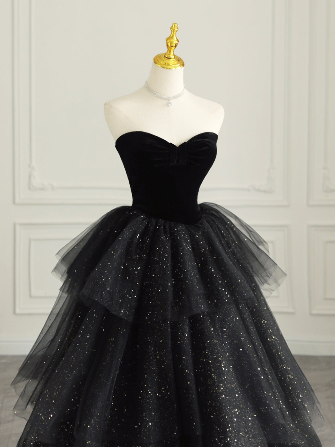Black Strapless Tulle Formal Dress with Velvet, A-Line Sweetheart Neck Long Prom Dress US 12 / Custom Color Black Strapless Tulle Formal Dress with Velvet, A-Line Sweetheart Neck Long Prom Dress US 12 / Custom Color
